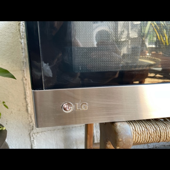 LG microwave , used & it is in great conditions.
